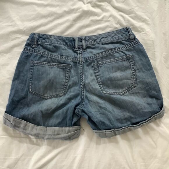 Outback Red jean shorts size 2 - Picture 2 of 4